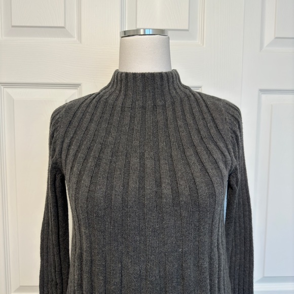 Rosie Nierra Thelma Tunic Gray NWT - Picture 5 of 6